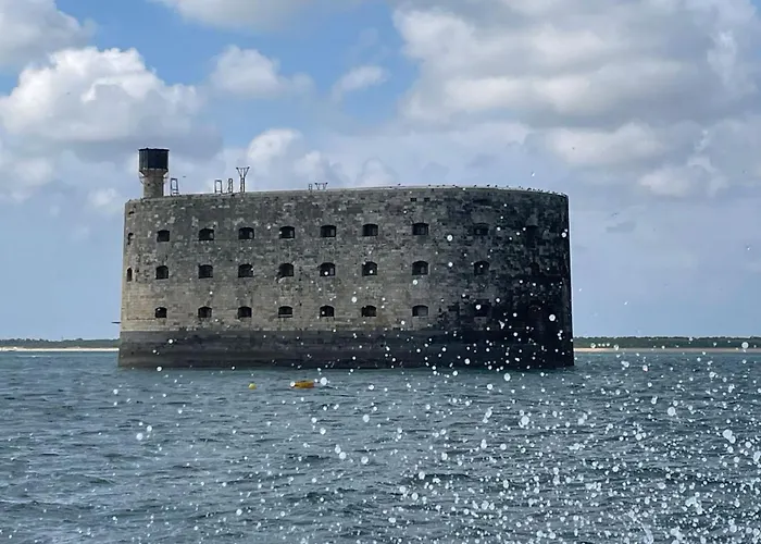 Superb Mobilhome Ba302 - 3 Bedrooms Siblu Bonne Anse La Palmyre * Les Mathes